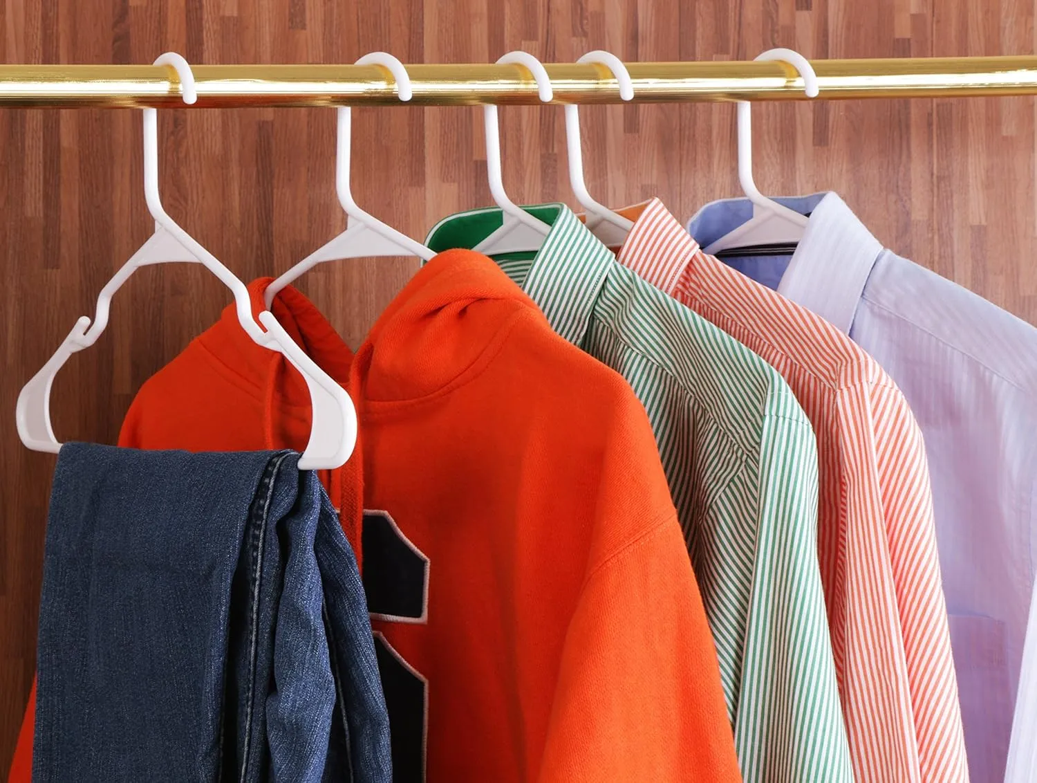 Utopia Home Plastic Hangers 50 Pack - Perfect Space Saving Clothes Hanger - Durable and Strong - Perfect Closet Organizers with Shoulder Grooves (White)